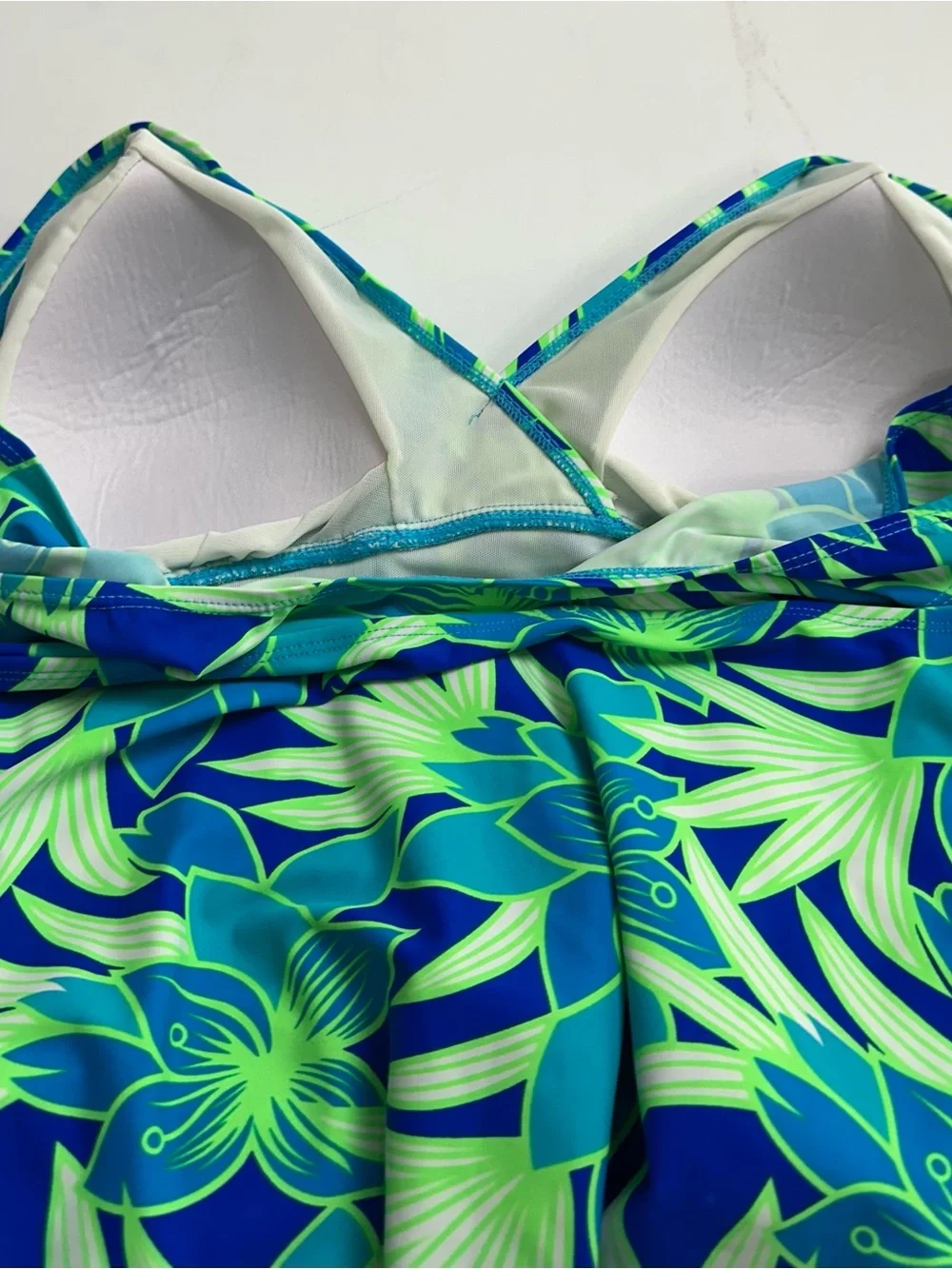 Swim outlet women’s XL  one piece swim dress .‎ Blue green, tropical print.